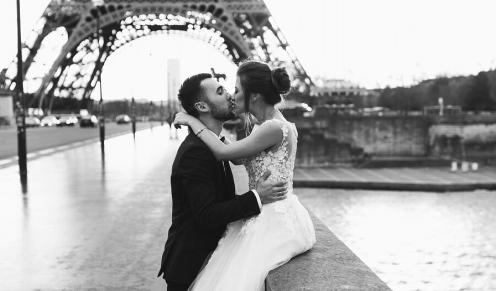 wedding eiffel tower paris